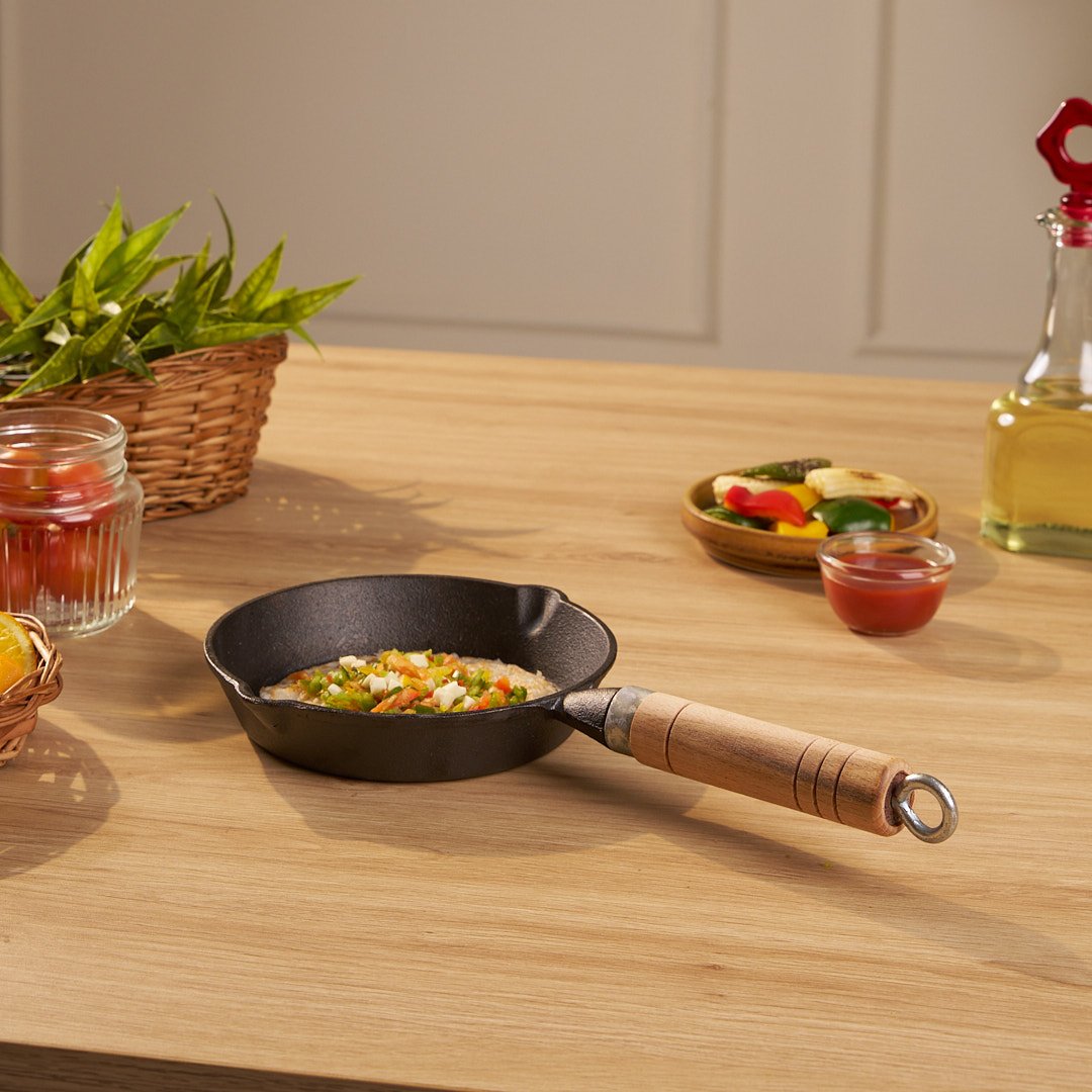 Quick-Heat Cast Iron Frying Pan(16cm)