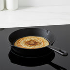 Multi Cooktop Cast Iron Flat Skillet Pan with Silicone Grip(20cm)