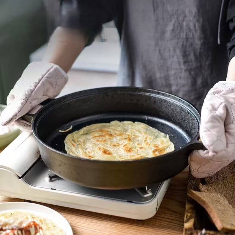 Multi-Purpose Cast Iron Skillet with Lid and Ear Handles (25cm)