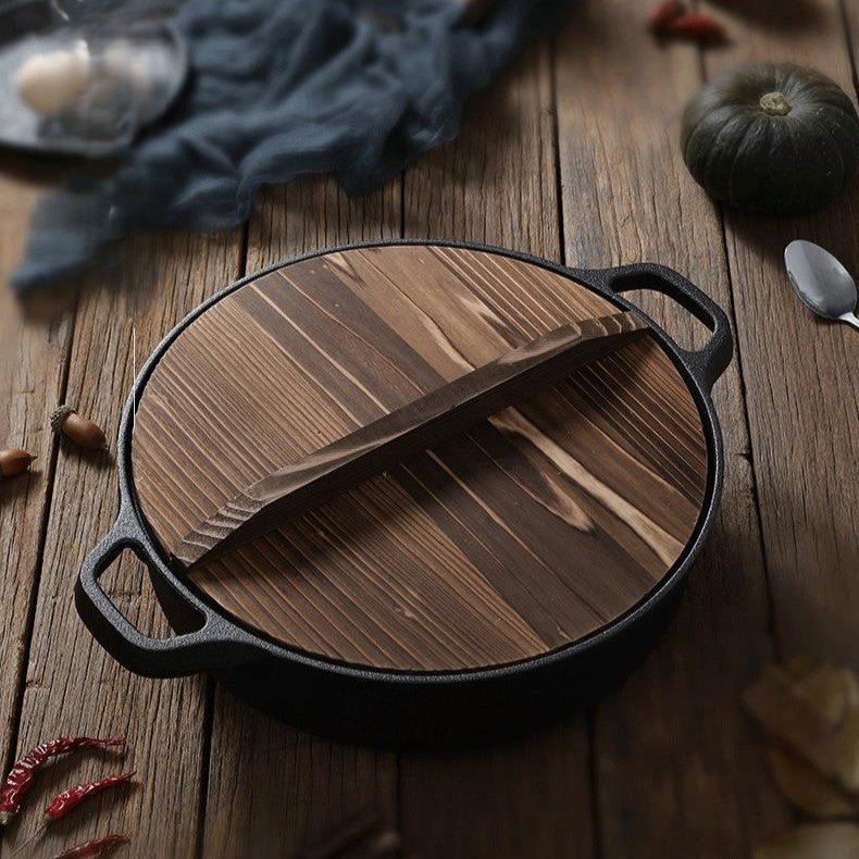 Multi-Purpose Cast Iron Skillet with Lid and Ear Handles (25cm)